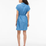 Robe chemise à manches courtes ceinturée Vinori - Medium Blue Denim - VILA