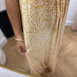 Robe longue dos nu imprimée cachemire Vijinke - Birch & Slate black - VILA