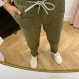 Pantalon taille élastiqué Johanna - Kaki - C'EST BEAU LA VIE !