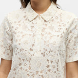 Polo chemise en dentelle - White Sand - OBJECT