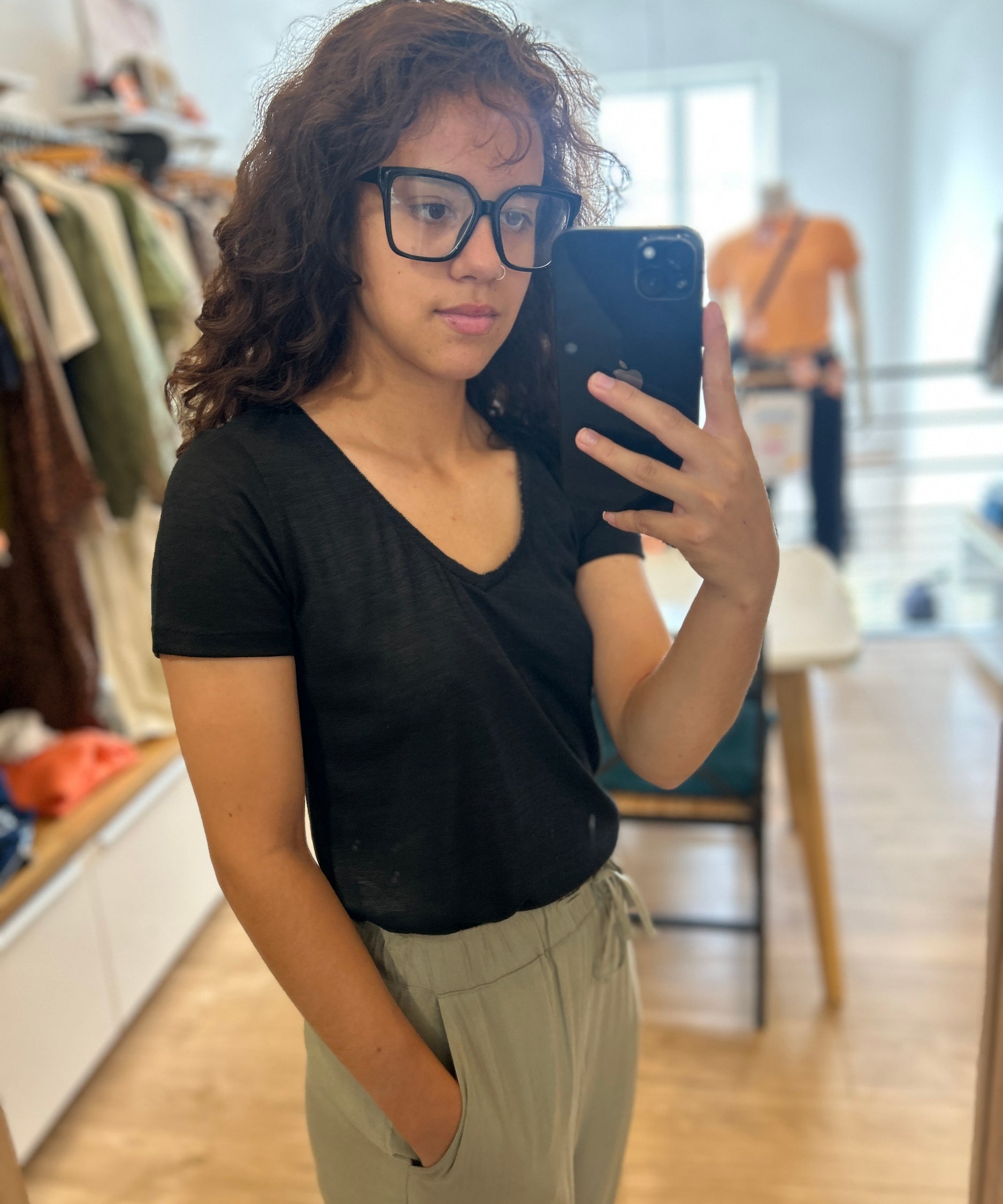 T-shirt col V femme uni Perel - Noir - Sun Valley femme