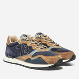 Paire de baskets en cuir velours bleu marine et marron TBS HOMME Dinboat vue de trois-quarts
