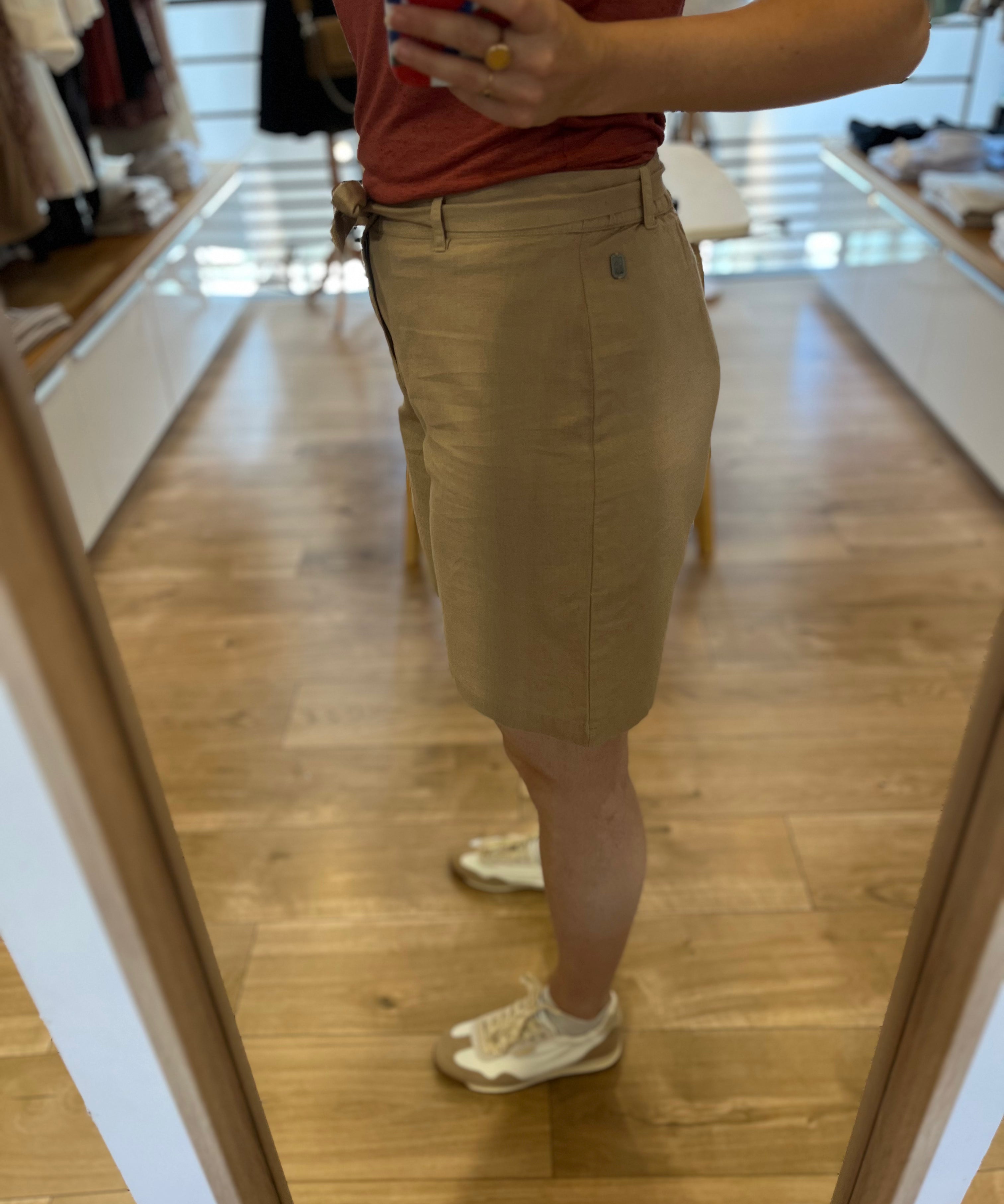 Bermuda en lin avec ceinture à nouer Oxie - SUN VALLEY FEMME