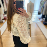 Blouse oversize brodée Sophie - Blanc crème - DES PETITS HAUTS
