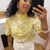 Blouse jaune à volants et broderie anglaise motif vichy - Jaune - C'EST BEAU LA VIE
