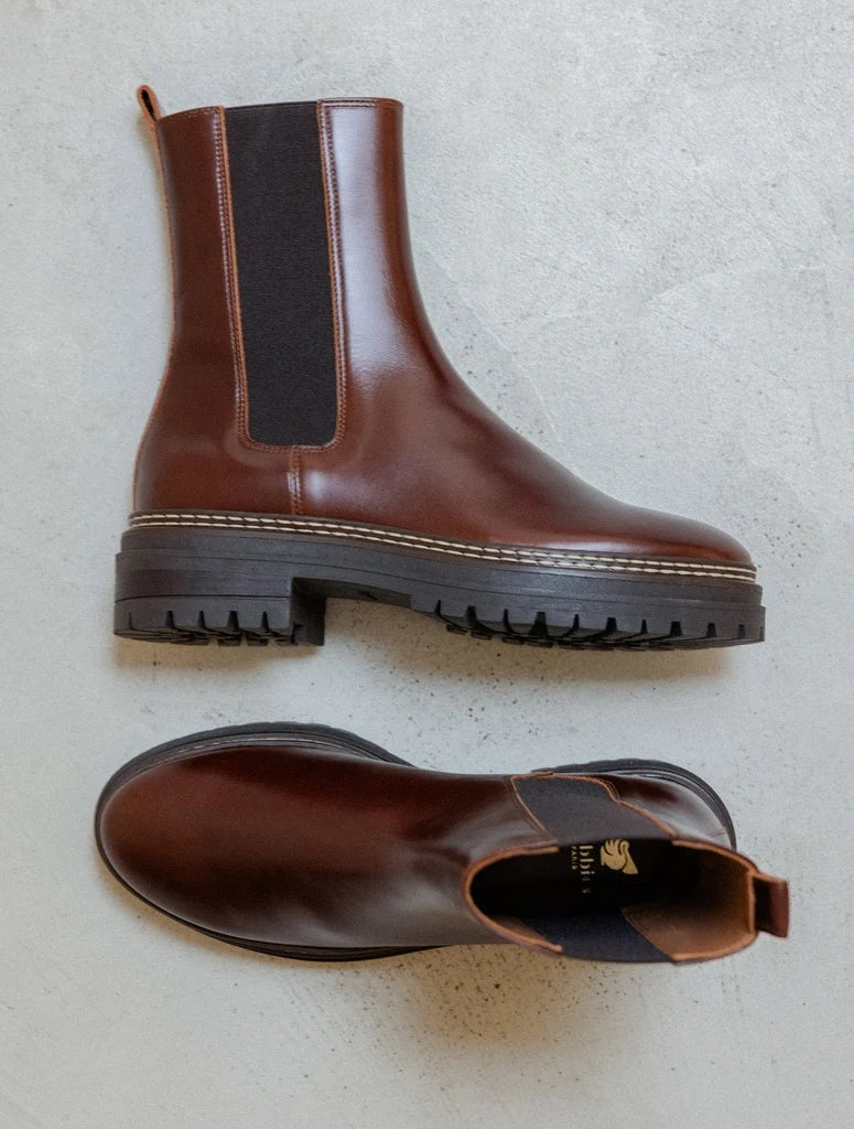 Vue de dessus et de profil des bottines marron brandy Clover BOBBIES HOMME montrant la semelle et l'intérieur cuir