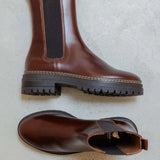 Vue de dessus et de profil des bottines marron brandy Clover BOBBIES HOMME montrant la semelle et l'intérieur cuir