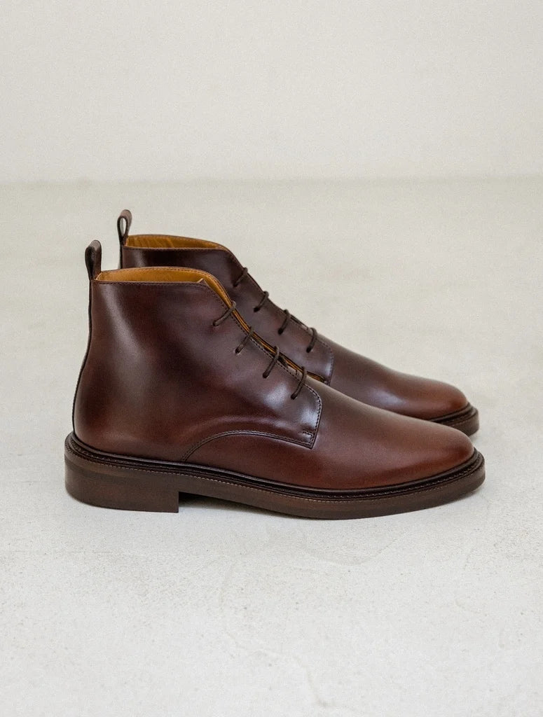 Visuel de profil des boots à lacets en cuir Pull-Up marron bison BOBBIES HOMME Haïkel