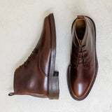 Gros plan sur la semelle crantée en caoutchouc et la trépointe en cuir des boots Haïkel BOBBIES HOMME