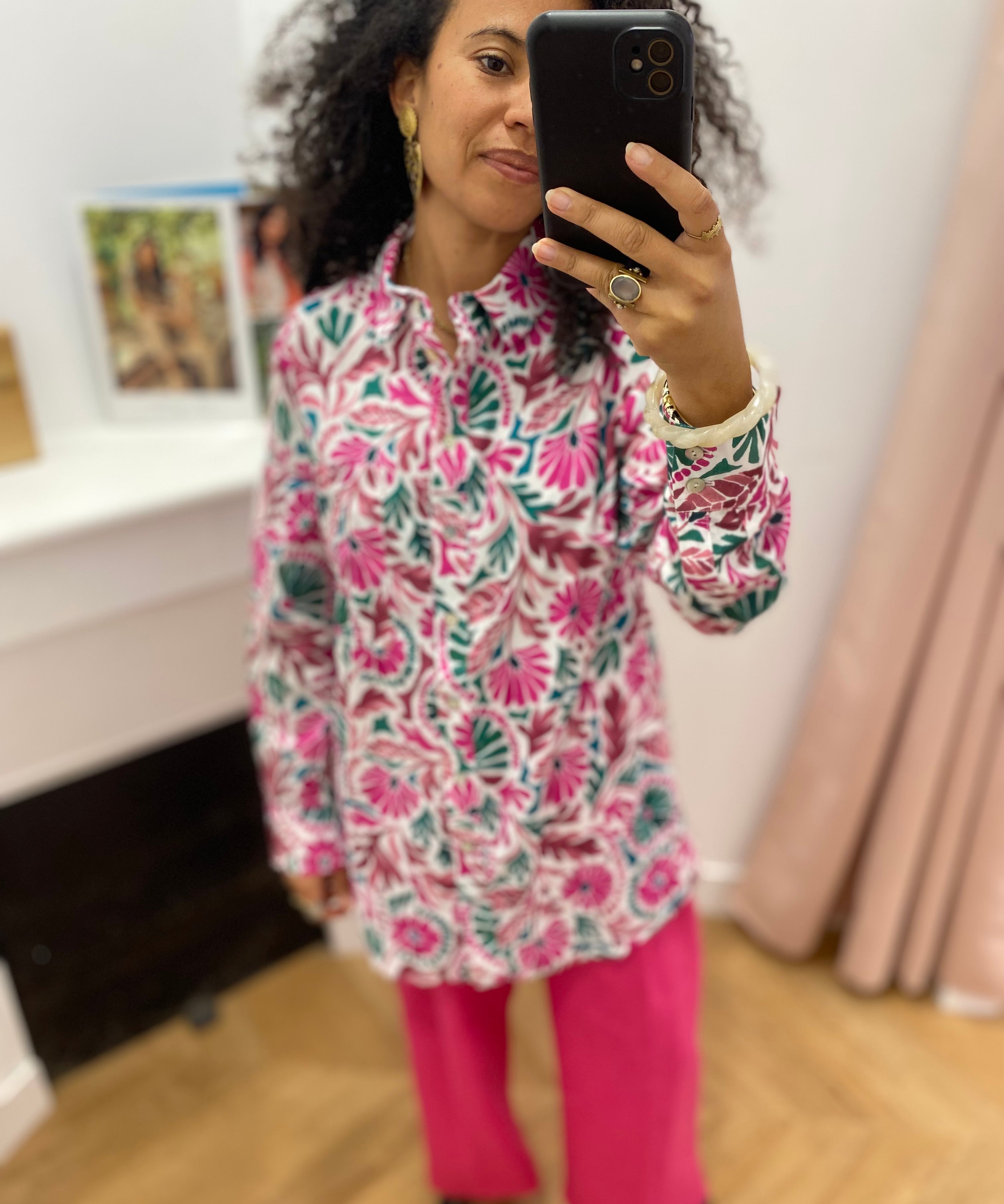 Chemise longue imprimé floral à manches longues Mosaique - Fushia - C'EST BEAU LA VIE !