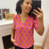 Blouse imprimée graphique Hippie Sun - Mangue & Rose - C'EST BEAU LA VIE