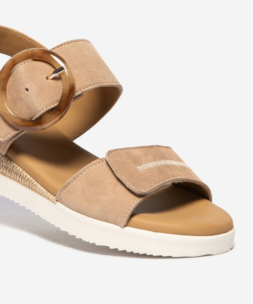 Sandales compensées Praline - Noisette - TBS FEMME