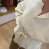 Cardigan chic à manches bouffantes boutons dorés  - DES PETIS HAUTS