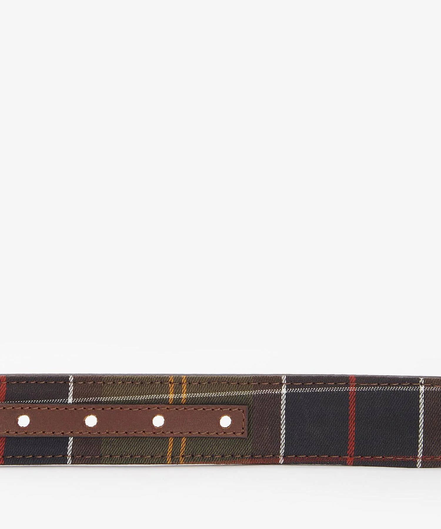 Détail de la face en sergé tartan de la ceinture réversible Barbour avec empiècement en cuir