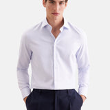Visuel porté de face de la chemise business cintrée bleu moyen SEIDENSTICKER avec un pantalon habillé bleu nuit