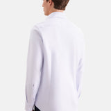Vue de dos de la chemise cintrée en coton bleu moyen SEIDENSTICKER montrant les pinces d'ajustement