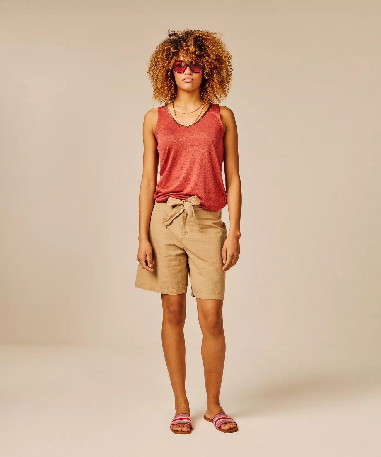 Débardeur fluide col V Jablon - Argile - SUN VALLEY FEMME