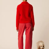Vue de dos du gilet col polo rouge en kid mohair Alpolo DES PETITS HAUTS