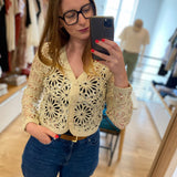 Gilet en crochet fleurs avec sequins discrets Dario - Beige - SUNCOO
