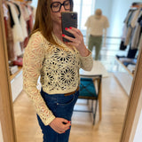 Gilet en crochet fleurs avec sequins discrets Dario - Beige - SUNCOO