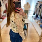 Gilet en crochet fleurs avec sequins discrets Dario - Beige - SUNCOO