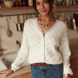Gilet Cleo avec un jean et accessoires 