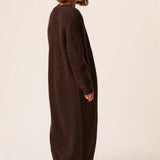 Vue de dos du gilet long marron Ourson Aurore DES PETITS HAUTS