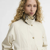 Veste courte détails tartan Beadnell - Perle claire & beige - BARBOUR FEMME