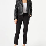 Pantalon city droit 7/8ème noir MORGAN Plime porté de face avec un perfecto en cuir et mocassins