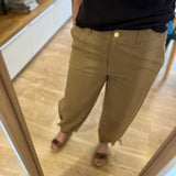 Pantalon cargo élégant en toile légère Ykaris - Ecorce camel - DES PETITS HAUTS