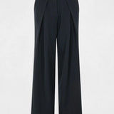 Vue à plat du pantalon évasé à plis croisés bleu marine MORGAN Pwrap