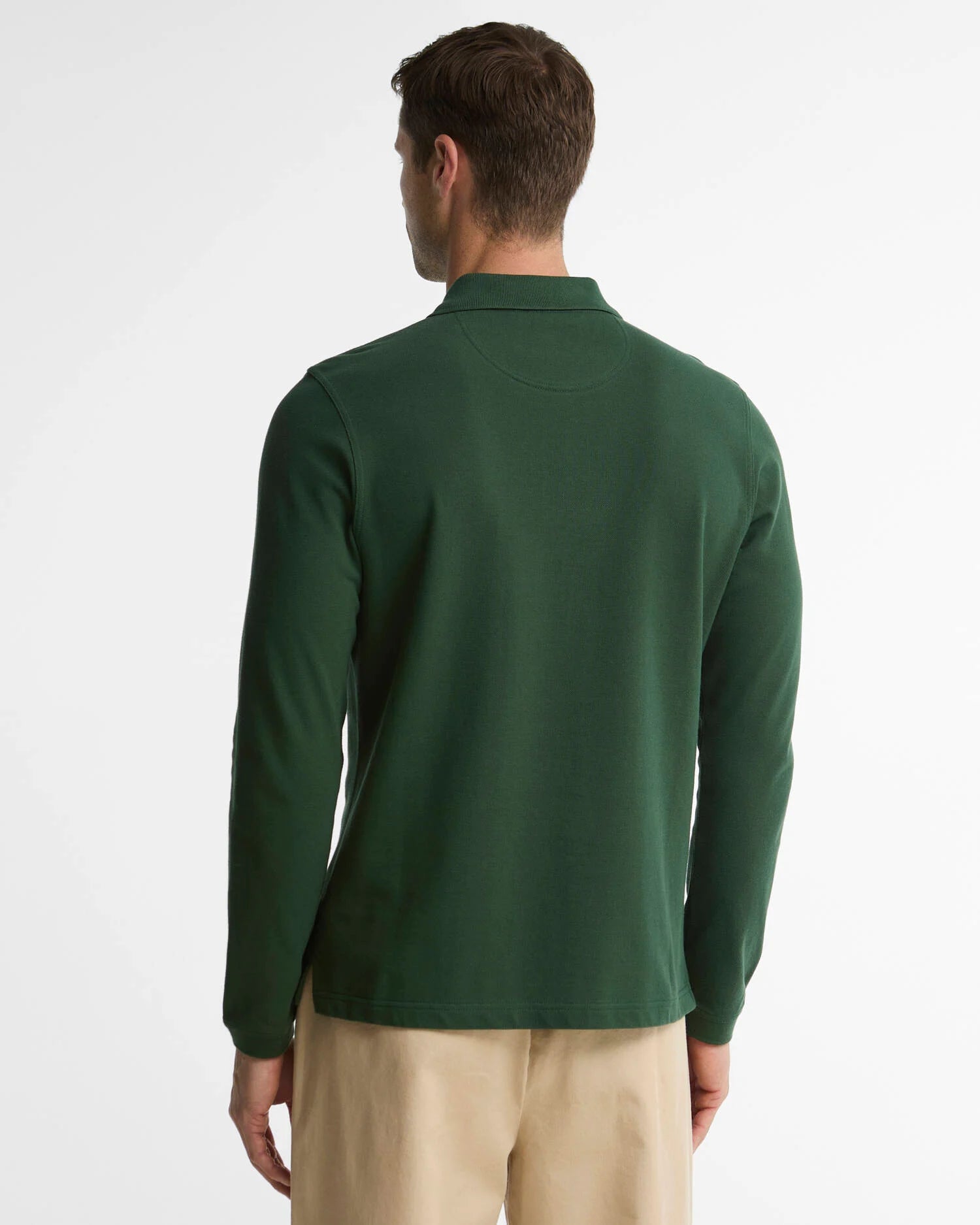 Vue de dos du polo manches longues Essentiel vert foncé Barbour