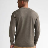 Vue de dos du pull col V vert mousse PETROL INDUSTRIES HOMME
