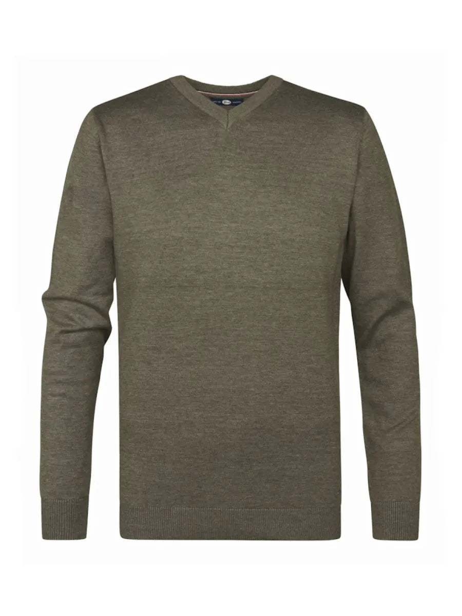 photo plat du pull col V vert mousse PETROL INDUSTRIES HOMME
