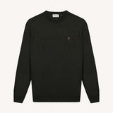 Pull col rond homme Marly kaki FAGUO présenté à plat montrant la broderie poitrine