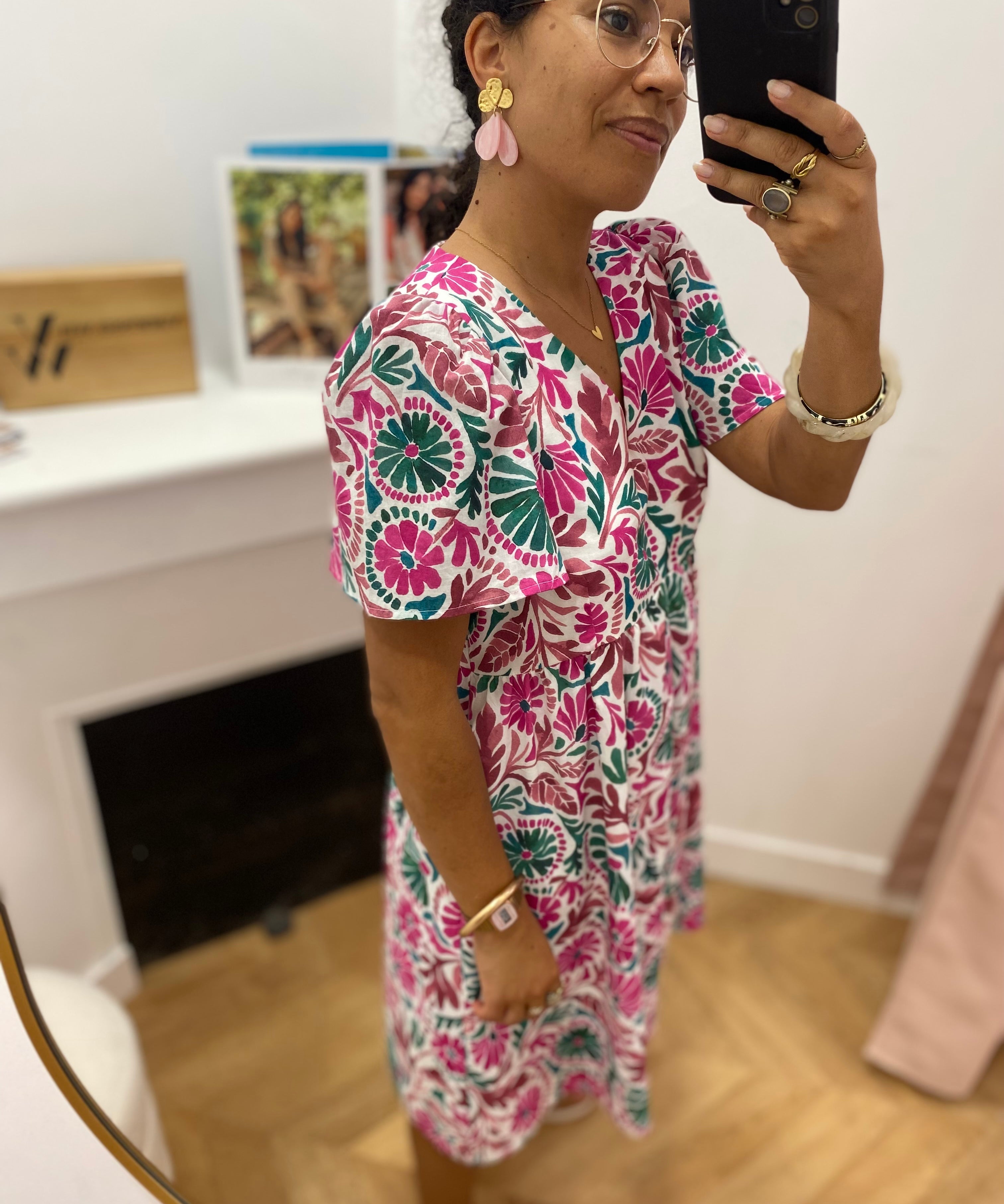 Robe courte fluide imprimée fleurs Mosaïque  - Fushia - C'EST BEAU LA VIE !