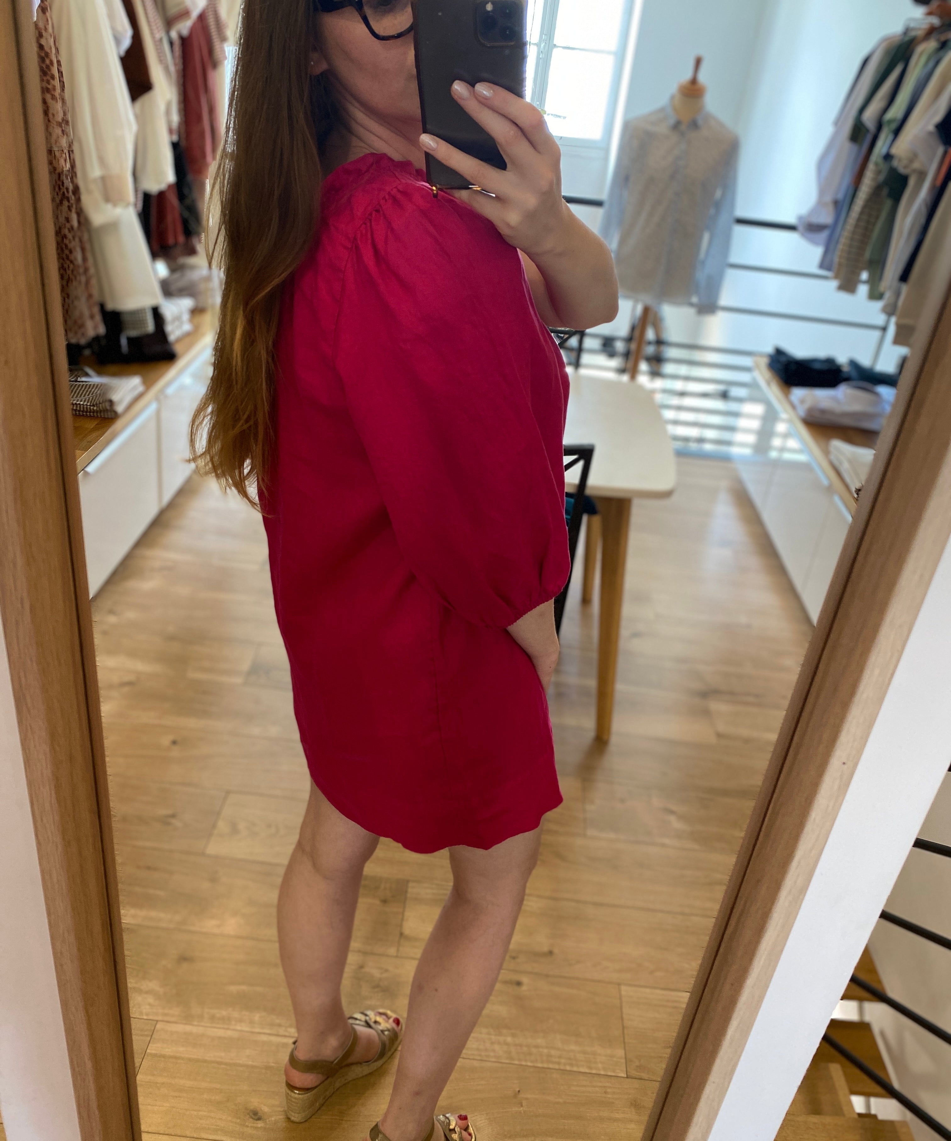Robe courte à manche bouffante asymétrique en lin Estrella - Fuchsia - DES PETITS HAUTS