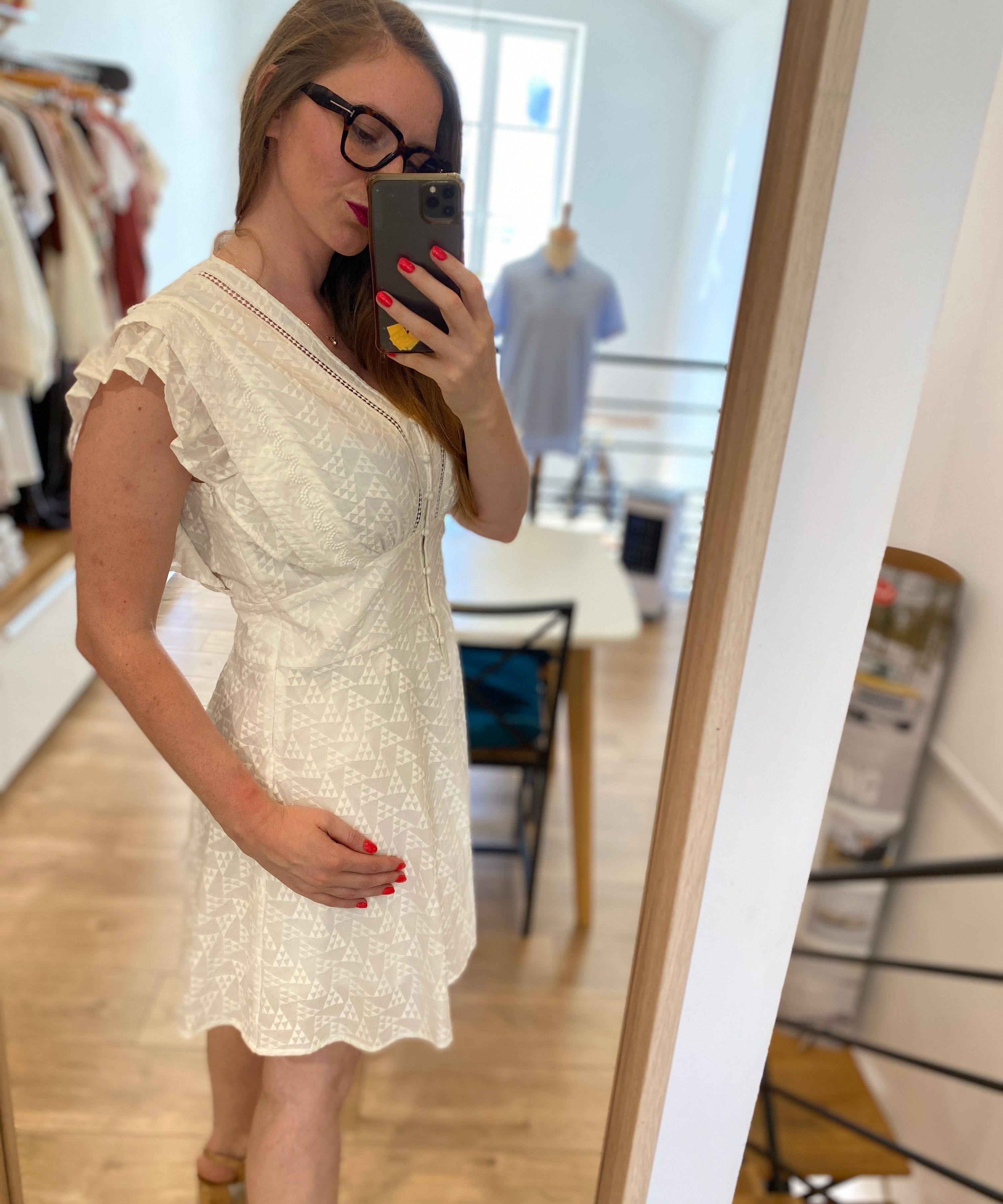 Robe courte boutonnée taille smockée Cybille - Blanc cassé - SUNCOO