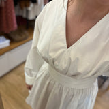 Robe courte plissée en popeline de coton B330215 - Ecru - IKKS WOMEN