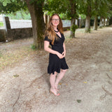 Robe courte portefeuille à volant B330185 - Noire - IKKS WOMEN