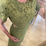 Robe de soirée longue cut-out en dentelle Herva - Vert olive - IKKS WOMEN