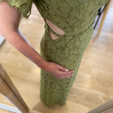 Robe de soirée longue cut-out en dentelle Herva - Vert olive - IKKS WOMEN