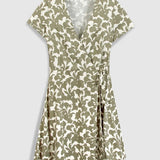 Robe courte portefeuille imprimée à nouer B330795 - Kaki - IKKS WOMEN