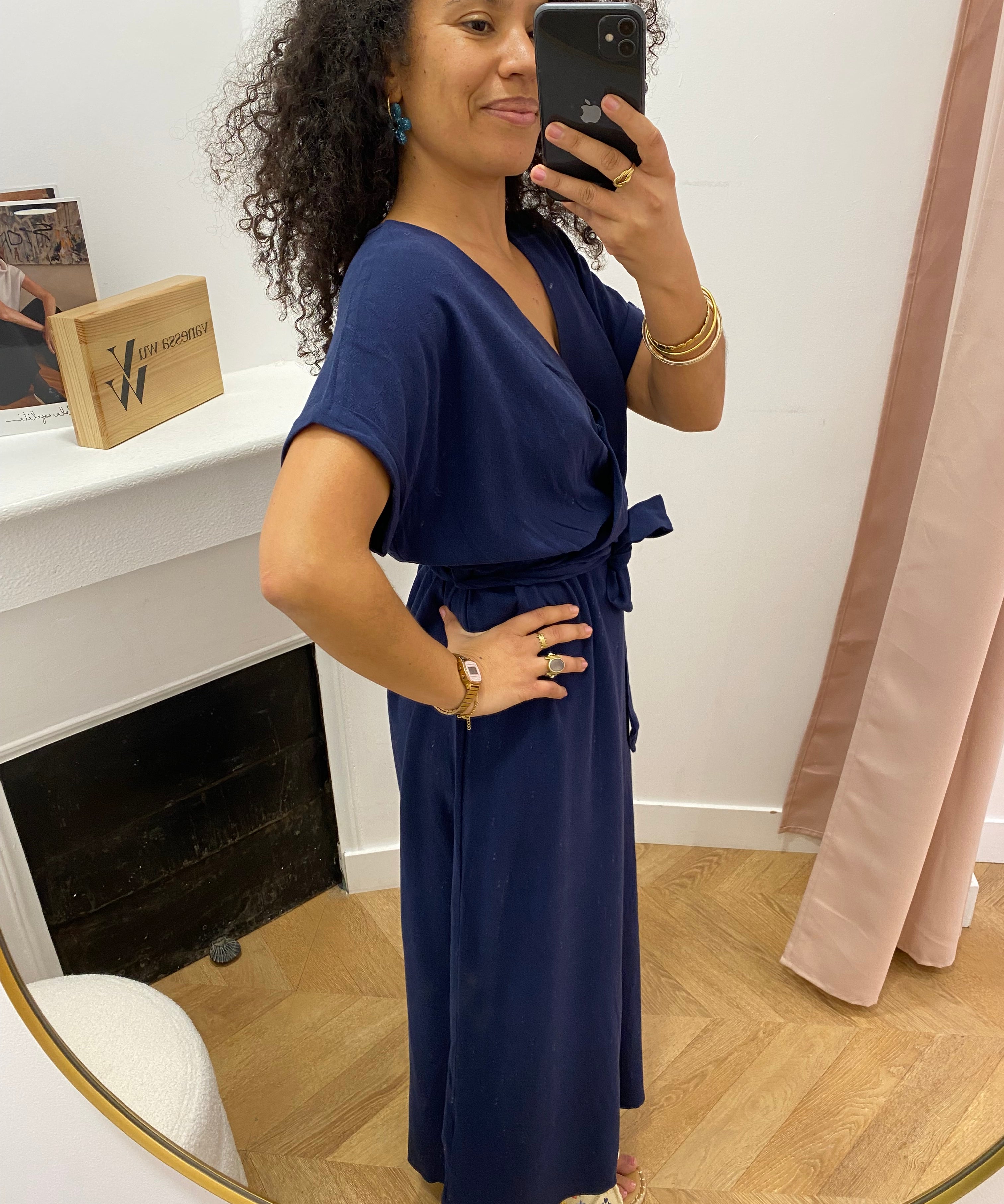 Robe longue portefeuille manches papillon avec encolure croisée Pollen - Marine - GRACE & MILA