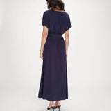 Robe longue portefeuille manches papillon avec encolure croisée Pollen - Marine - GRACE & MILA
