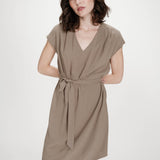 Robe courte fluide manches courtes col V en lin mélangé Marilou - Kaki - GRACE & MILA
