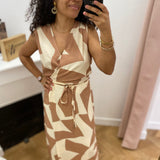 Robe longue portefeuille sans manches imprimé géographique Velline - Moka - GRACE & MILA
