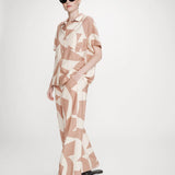 Chemise à manches courtes imprimé graphique Veil - Mocha - GRACE & MILA