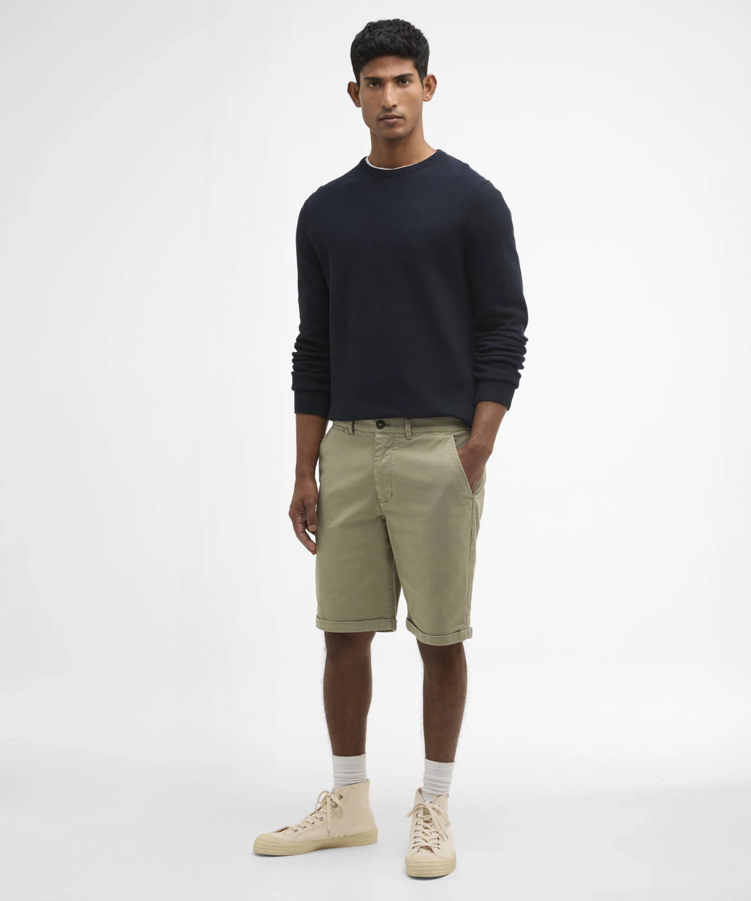 Short chino en coton twill délavé - Vert laurier - BARBOUR HOMME