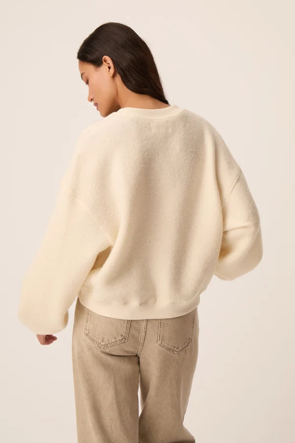 Vue de dos du sweat-shirt douillet crème Jonas DES PETITS HAUTS